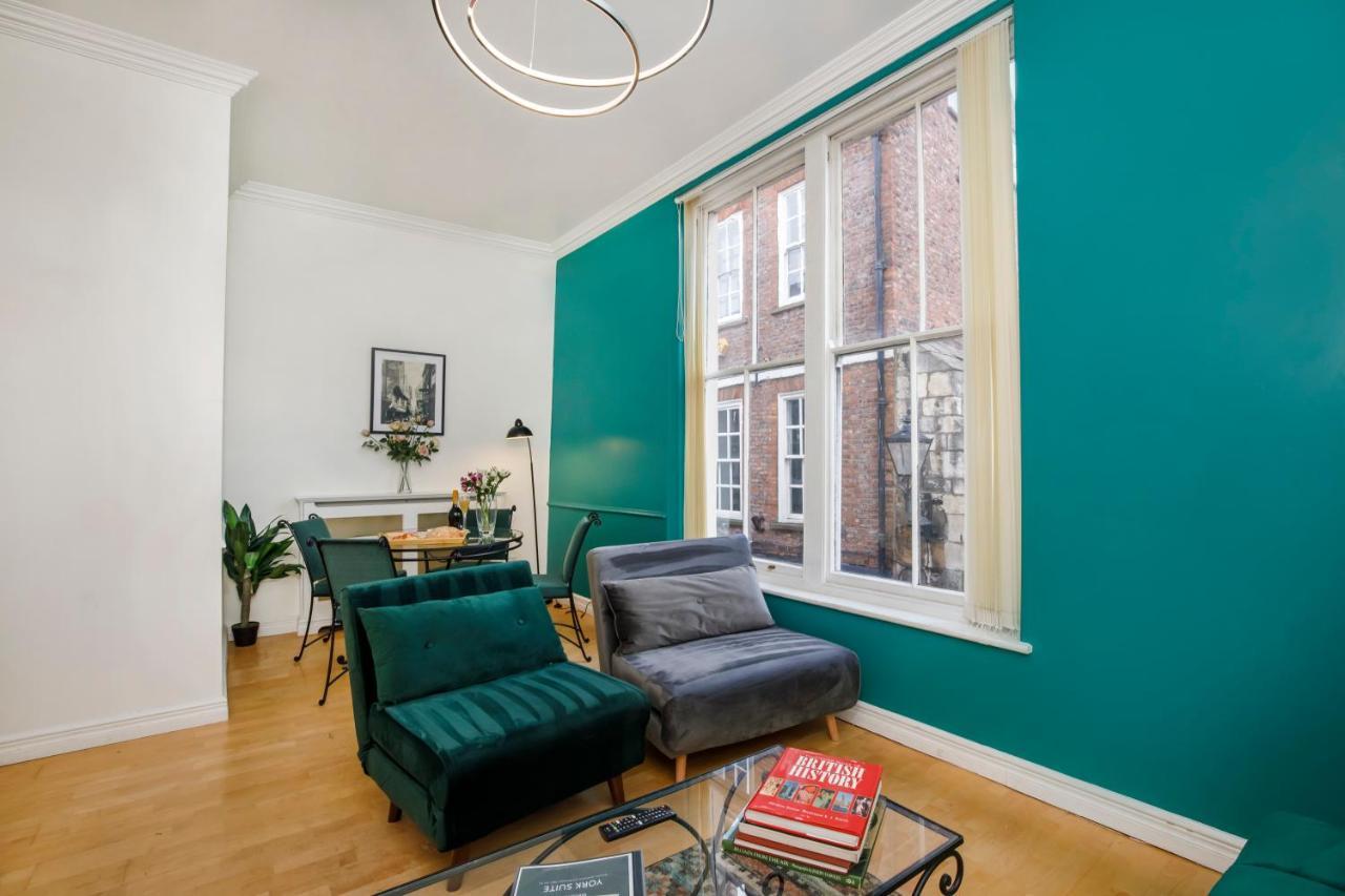Shambles Suites In The Centre Of York, Sleeps 16 Екстериор снимка